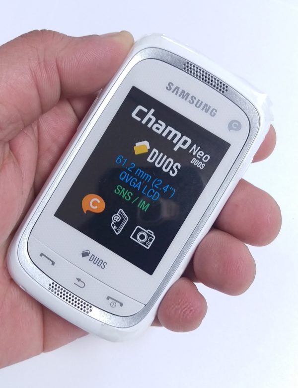 Samsung Champ Neo Duos C3262 White (9)