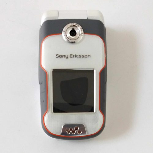 Sony Ericsson W710 (2)
